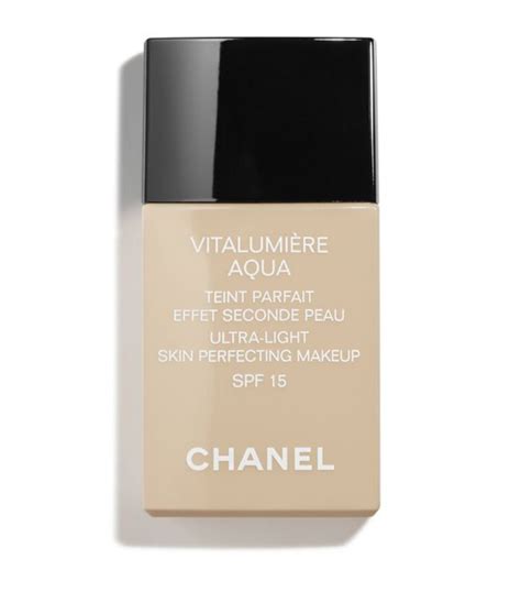 chanel vitalumiere aqua ultra-light skin perfecting makeup foundation spf 15|vitalumière aqua ultralight foundation.